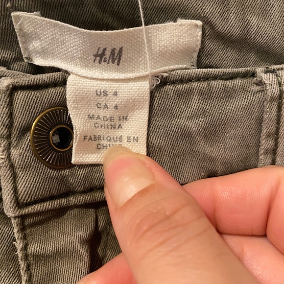 H&M cargo pants - Picture 3 of 3